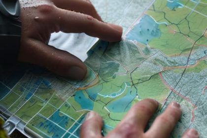 Learning how to choose a map case.